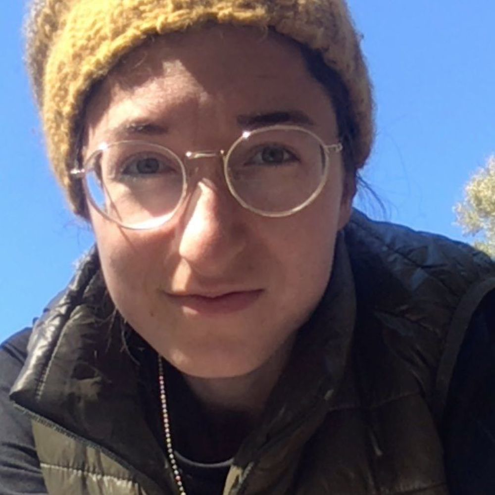 Meet your Posher, Paola